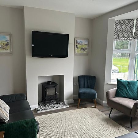 Homely House At The Foot Of Snowdonia لانبرس المظهر الخارجي الصورة