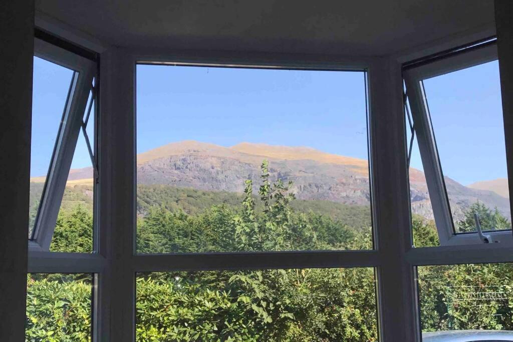 Homely House At The Foot Of Snowdonia لانبرس المظهر الخارجي الصورة